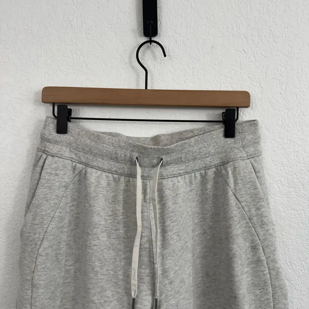 Lululemon Scuba High-Rise Relaxed Jogger Pants Heathered Core Ultra Light Grey 8